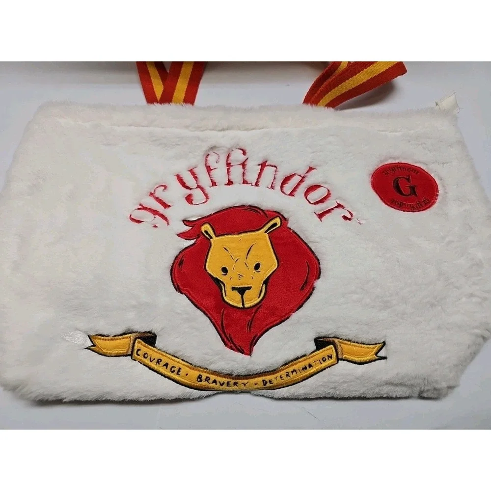 Harry Potter Universal Studio Orlando Gryffindor Sequins Tote & Plush
